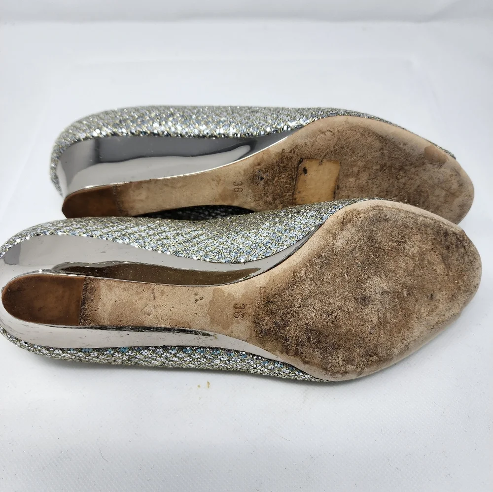 Jimmy Choo Silver Leather Pumps 36